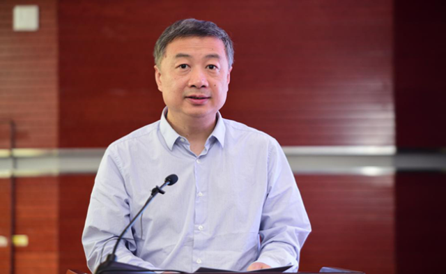 國家公共信用信息中心主任周民發表演講：積極利用信用中國網_副本.png